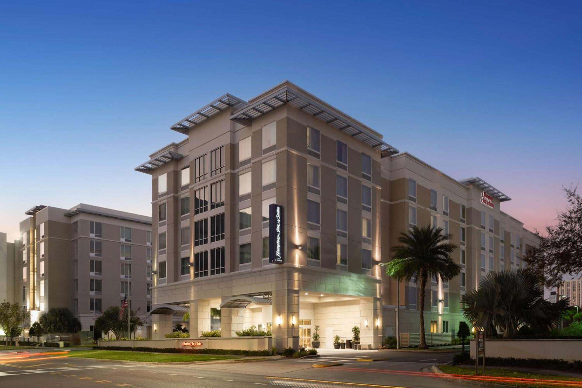 Hampton Inn & Suites Orlando/Downtown South - Medical Center Exteriör bild